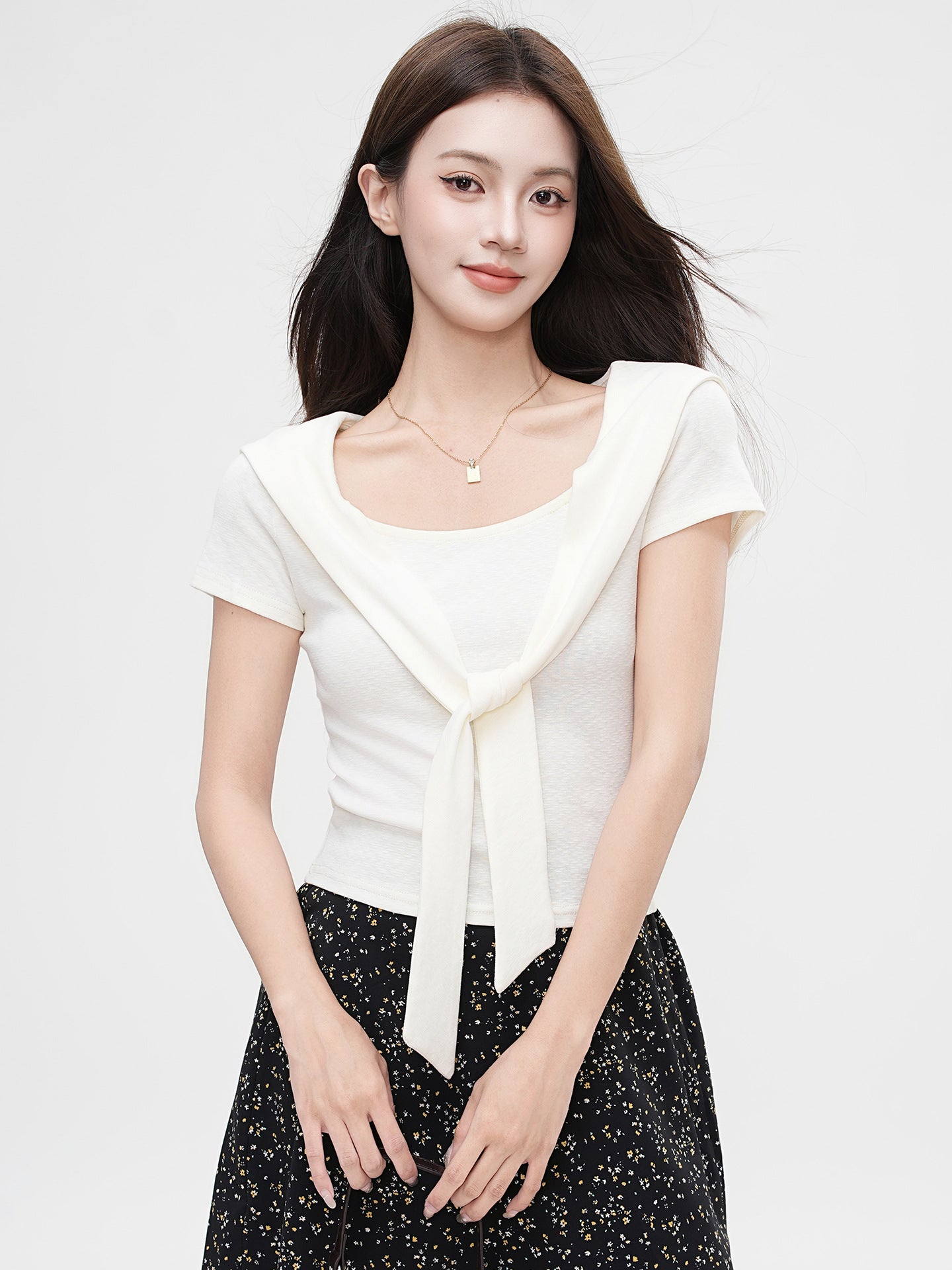 False Two-Piece Design Shoulder Cape V-Neck Short Sleeve T-Shirt Women's Unique Fitted Crop Top